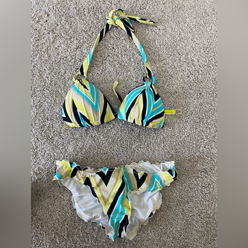 R COLLECTION CHEVRON BIKINI SET